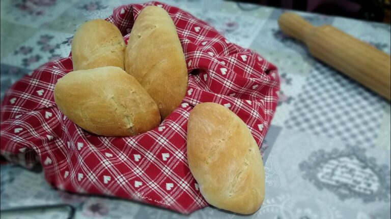 Pane in 30 minuti: la ricetta facile con lievito secco per un risultato delizioso!